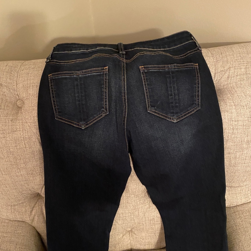 Prosperity frayed ankle jeans size 28